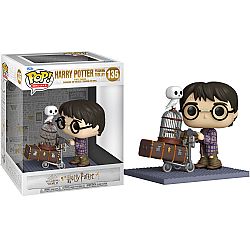 FUNKO POP! Harry Potter - Harry Pushing Trolley #135 Vinyl Figure